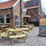Steppen en frietjes eten